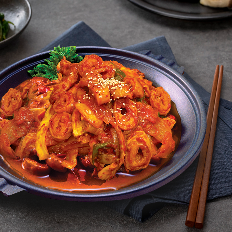 Korean Spicy Stir-Fried Chitterlings with Various Vegetables