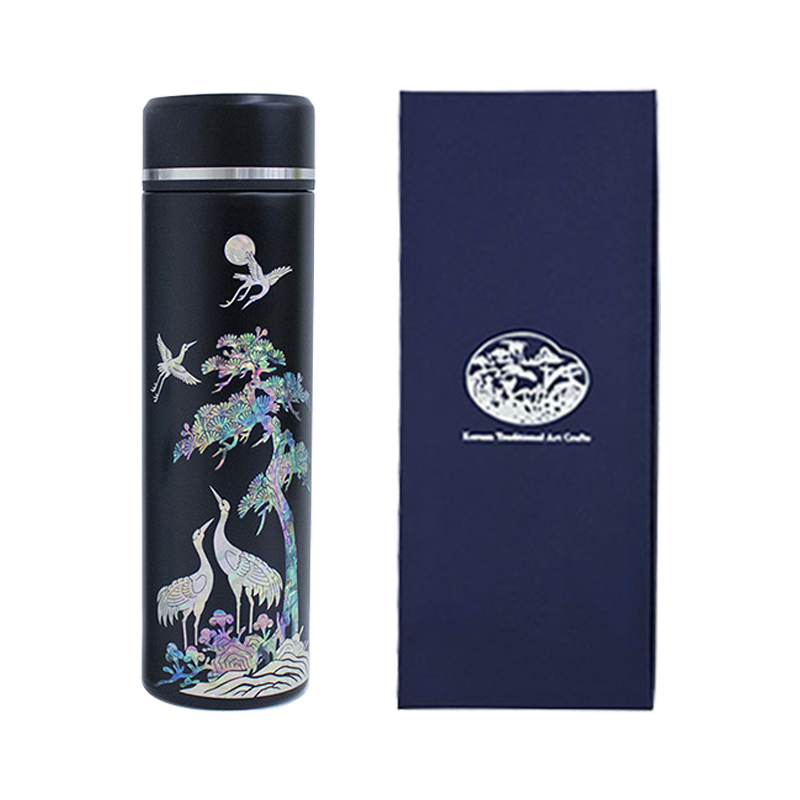 Premium Mother-of-Pearl Tumbler with Crane and Pine Tree Motif 500 ml - Black 2199648996481